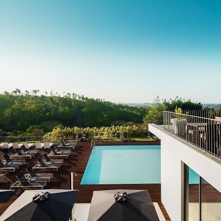 Monchique Resort & Spa Exterior foto The rooftop pool at the hotel