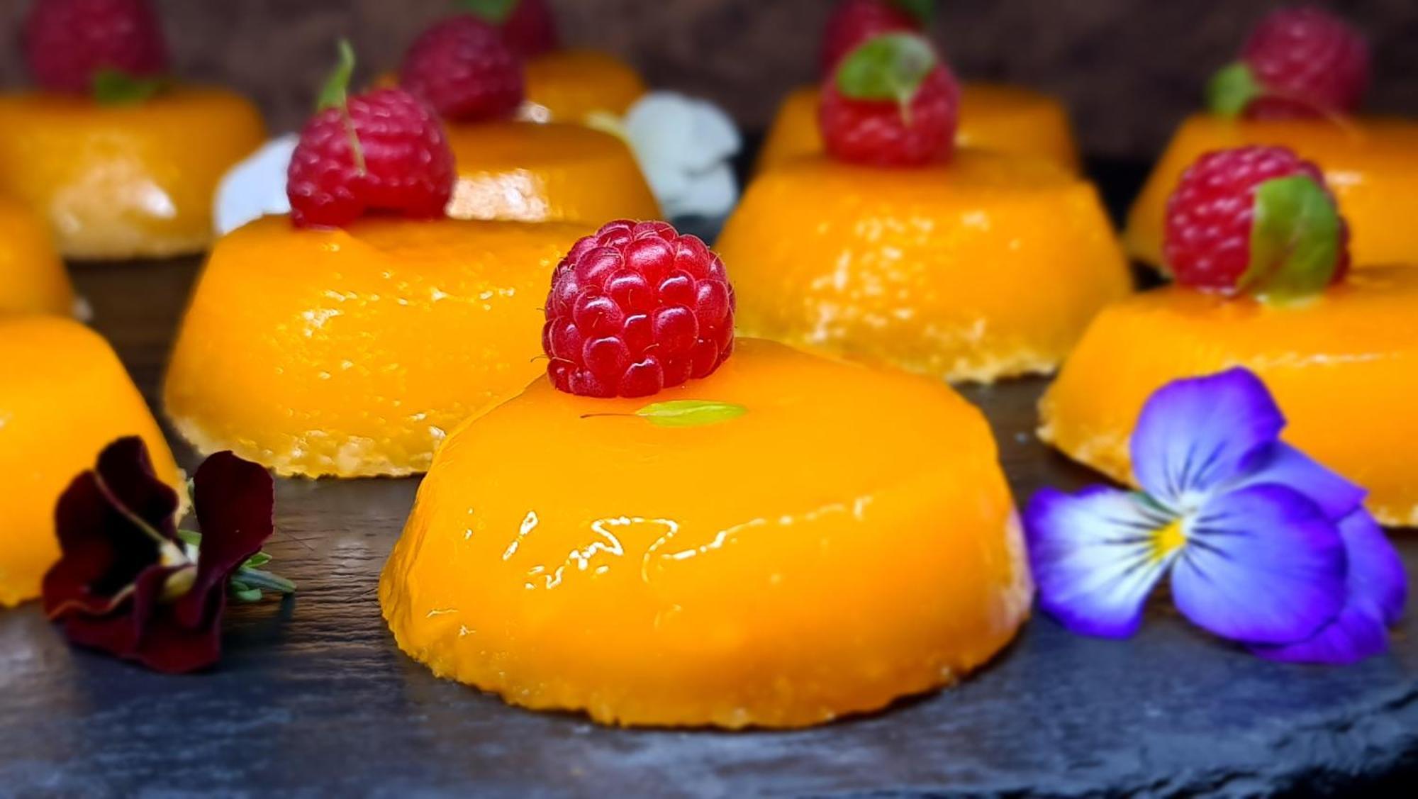 Monchique Resort & Spa Exterior foto A mango pudding