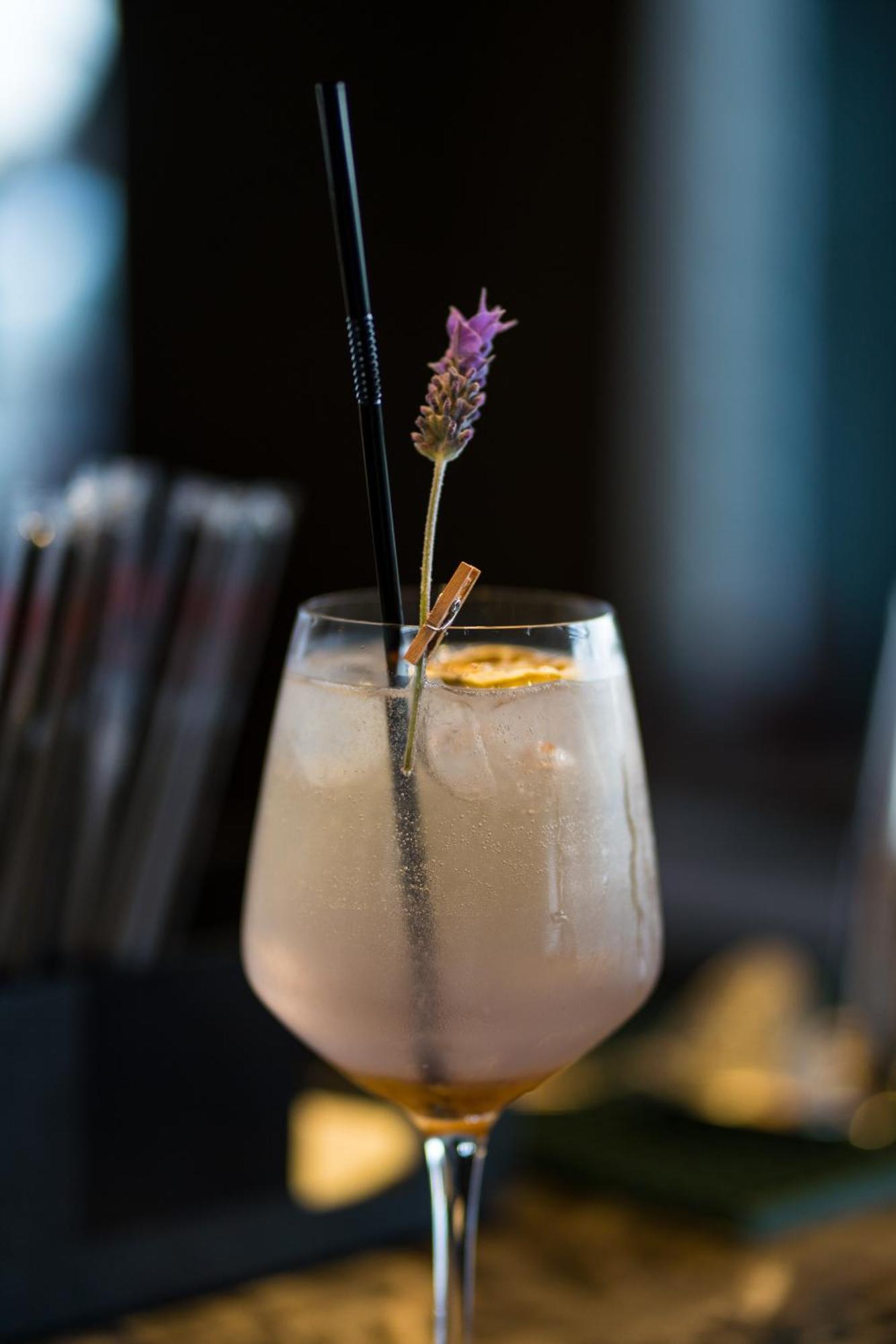 Monchique Resort & Spa Exterior foto A lavender lemonade