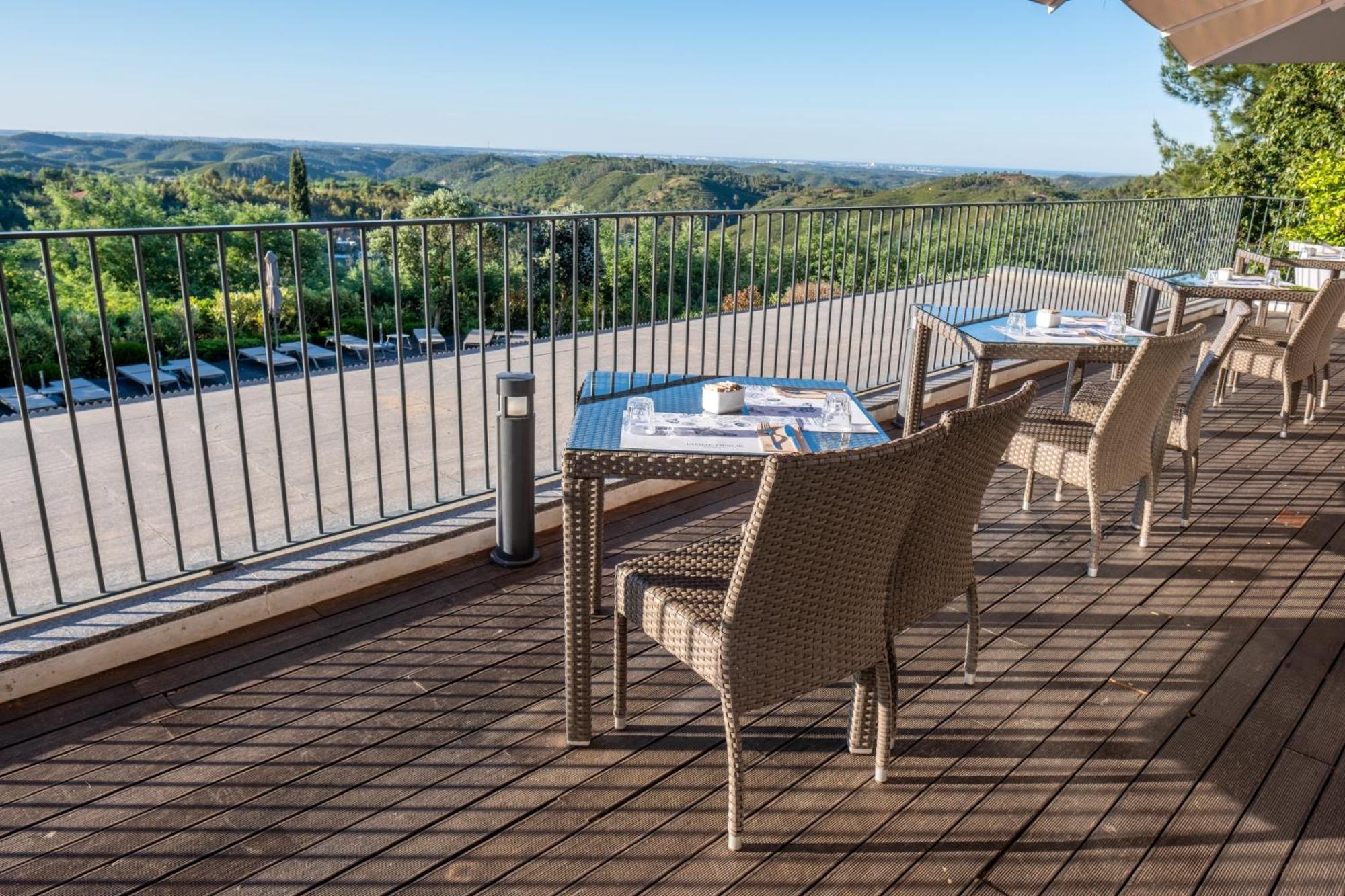 Monchique Resort & Spa Exterior foto The rooftop terrace